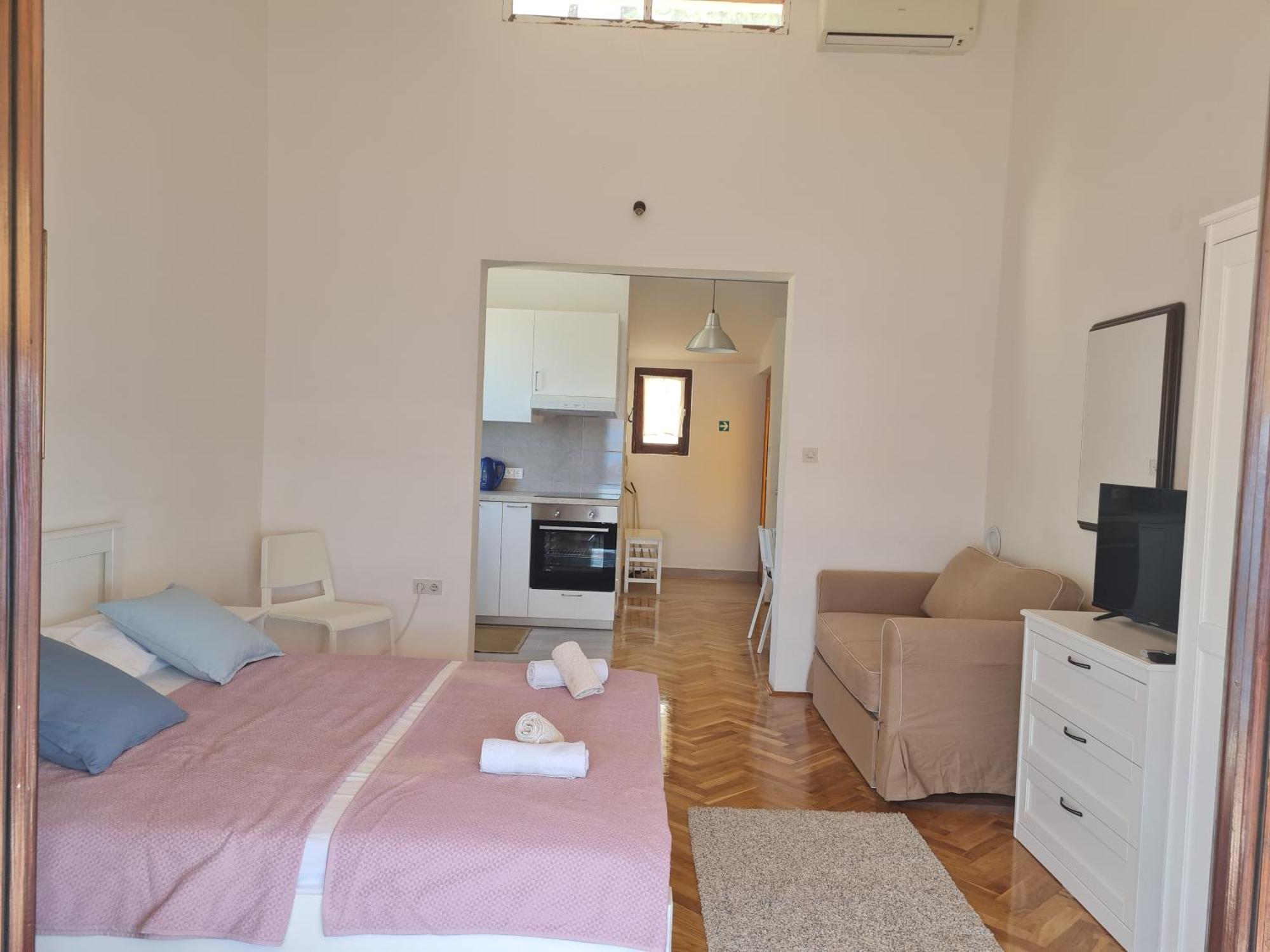 Apartments Apartmani Pintar Mimice Esterno foto